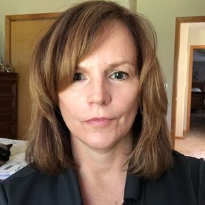 Meet your Posher, Cindy